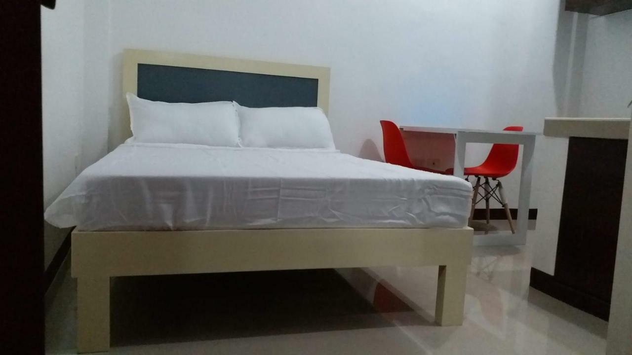 Clark-Pad Inn, Angeles City ภายนอก รูปภาพ