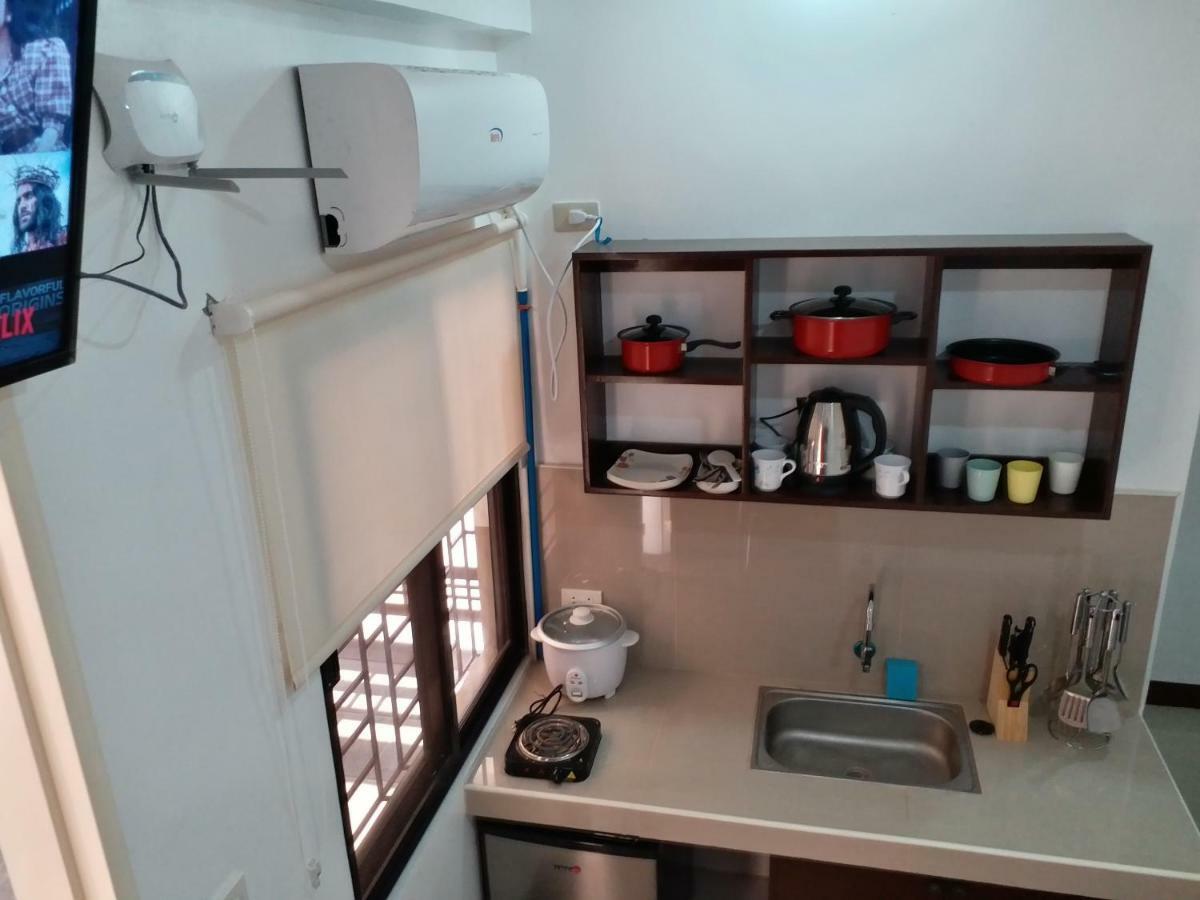 Clark-Pad Inn, Angeles City ภายนอก รูปภาพ
