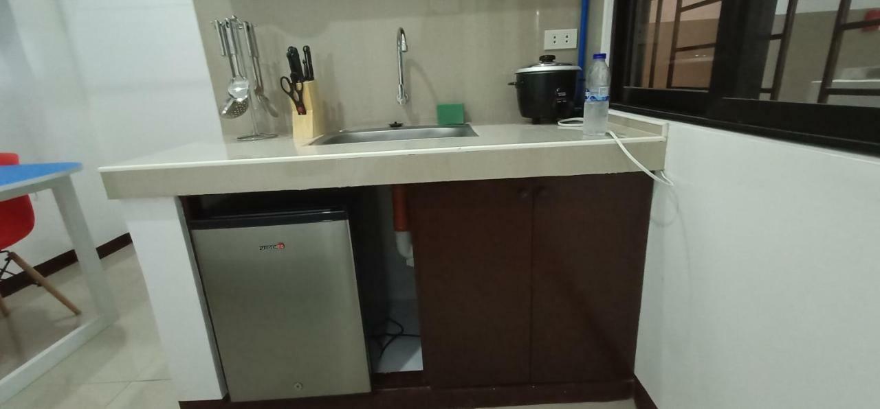 Clark-Pad Inn, Angeles City ภายนอก รูปภาพ