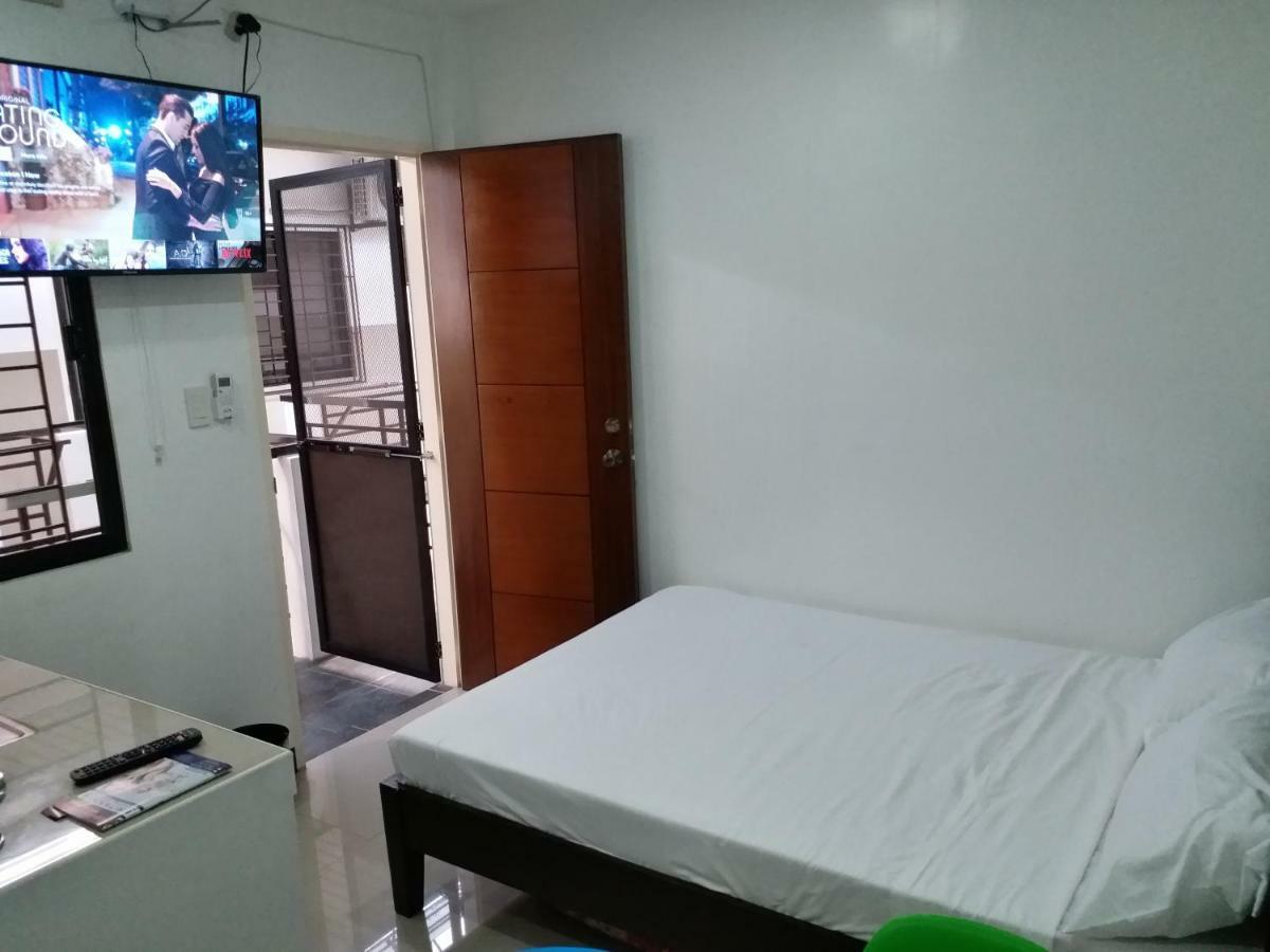 Clark-Pad Inn, Angeles City ภายนอก รูปภาพ