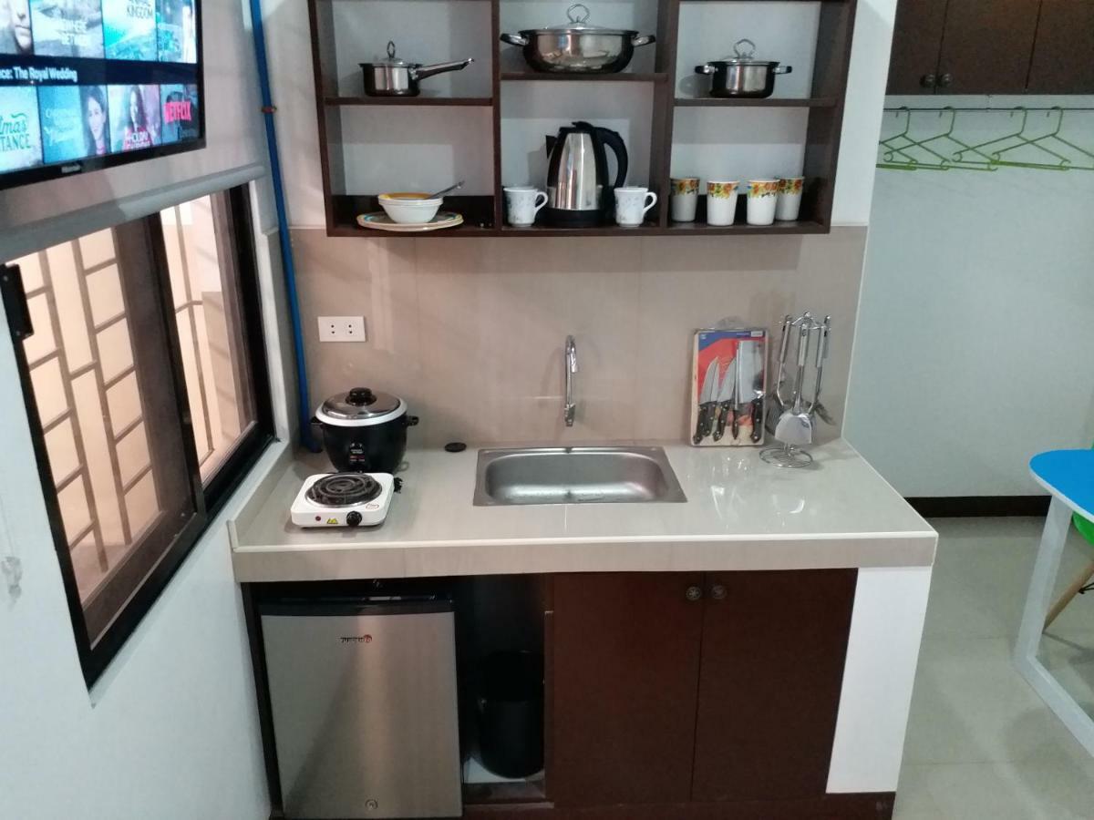 Clark-Pad Inn, Angeles City ภายนอก รูปภาพ