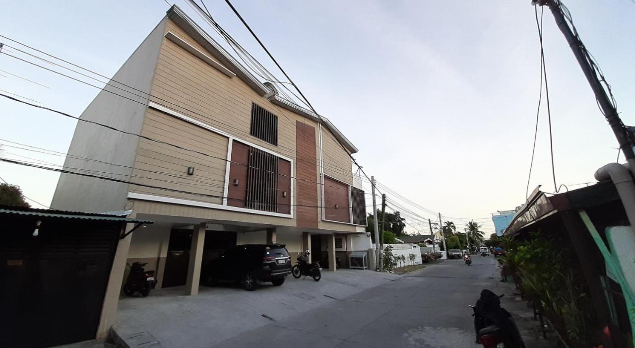 Clark-Pad Inn, Angeles City ภายนอก รูปภาพ