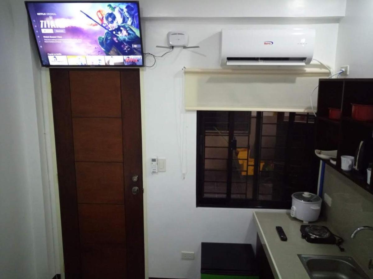 Clark-Pad Inn, Angeles City ภายนอก รูปภาพ